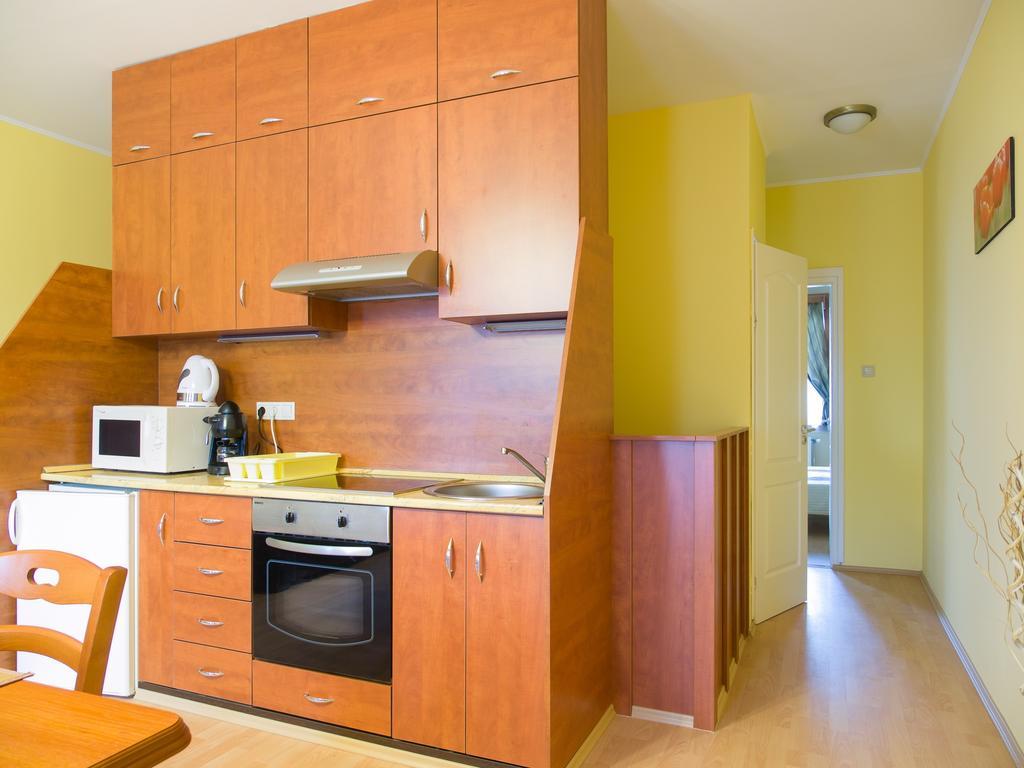 Aqua Apartman ギュラ 部屋 写真