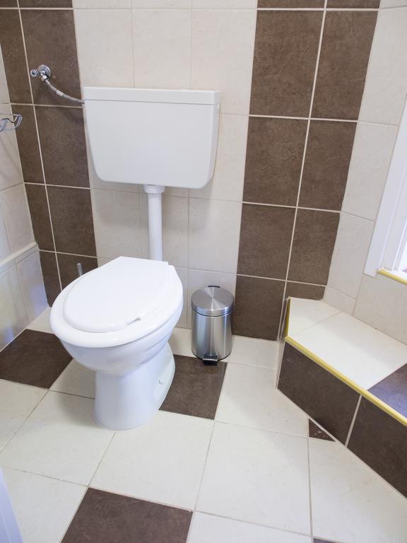 Aqua Apartman ギュラ 部屋 写真