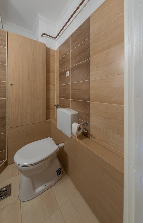Aqua Apartman ギュラ エクステリア 写真